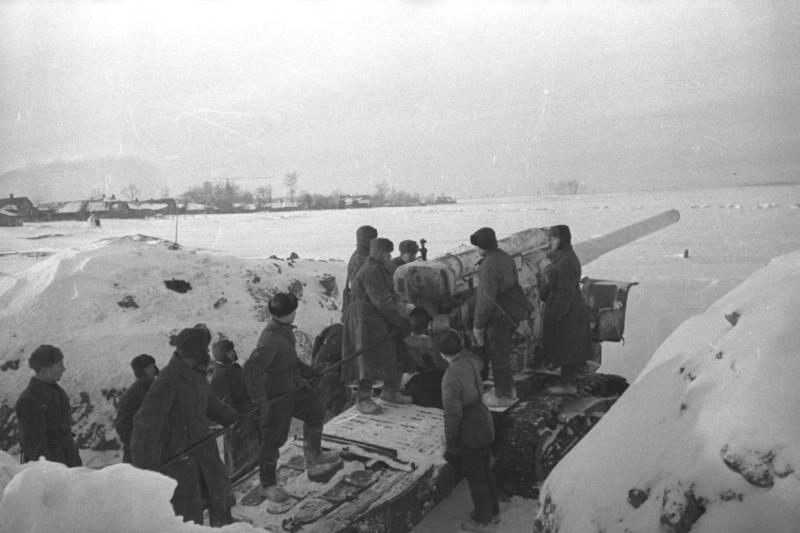 Калининское напрвление. Тяжелая артиллерия на огневых позициях.  19.11.1941г