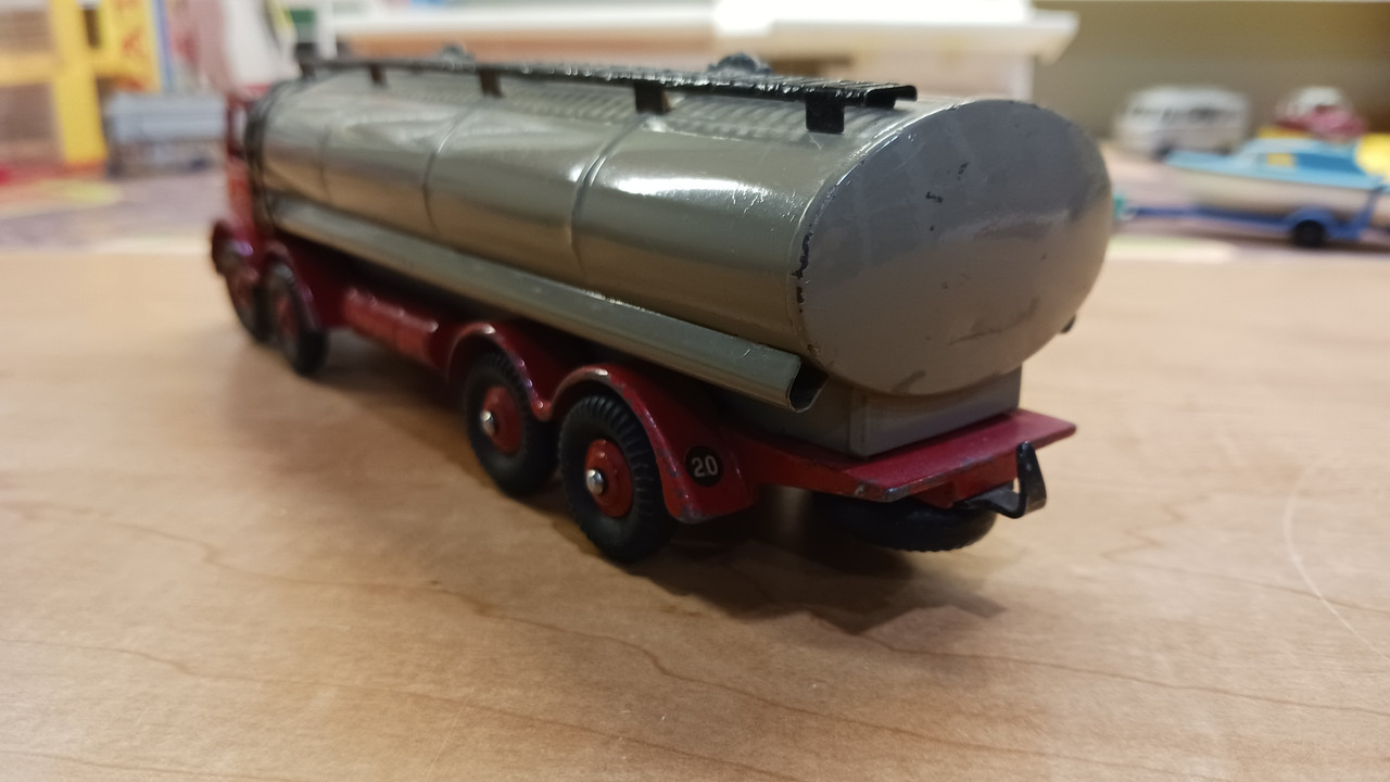 Foden 504 Tanker Boxed (1)