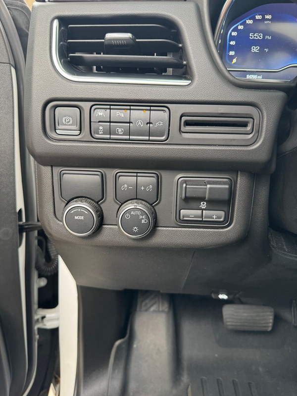 2022 Chevrolet Tahoe LT - Photo 18
