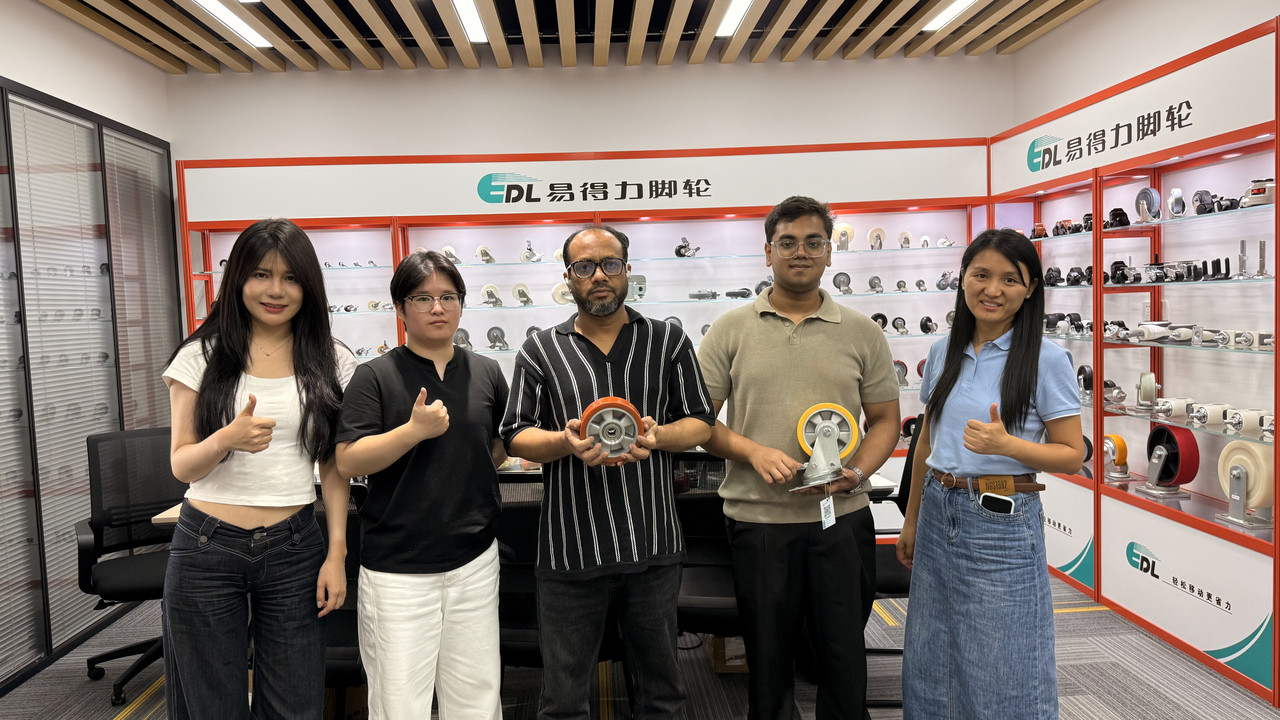 Customers Visit EDL