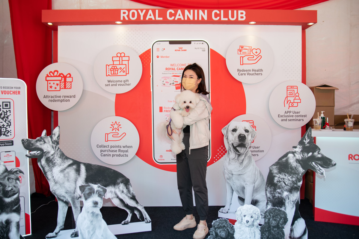 Paws-Day-Out-Royal-Canin-Club-booth