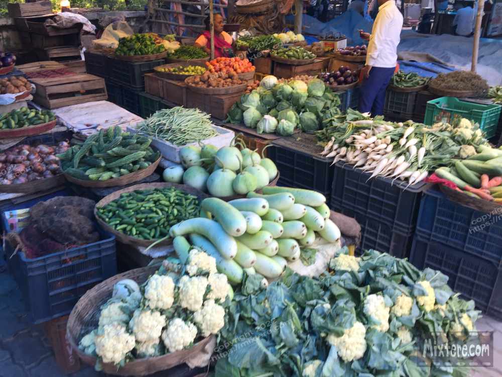 BBG&B12AStrollToSujataTempleB - 6