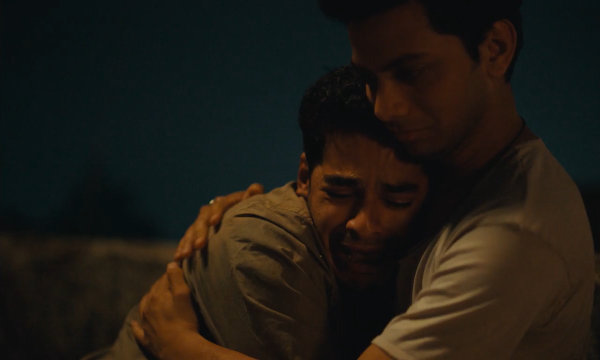 Homebound 2025 WebRip [Hindi] 480p 720p ESub Screenshot