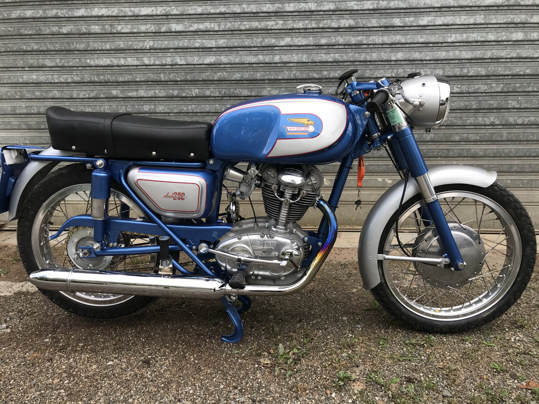 FA60F970-9DE4-4E4A-99C1-22926699FF67