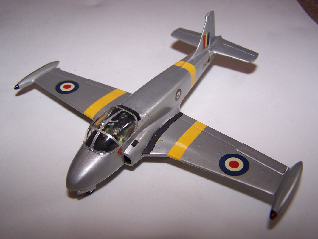 Airfix_JetProvost3_P