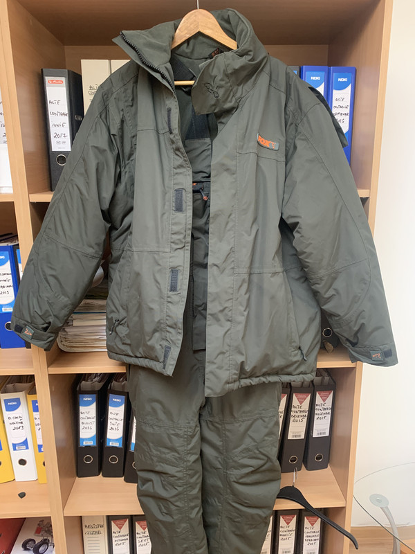 3E779065-68BC-4A25-9D5B-87481A329C1B