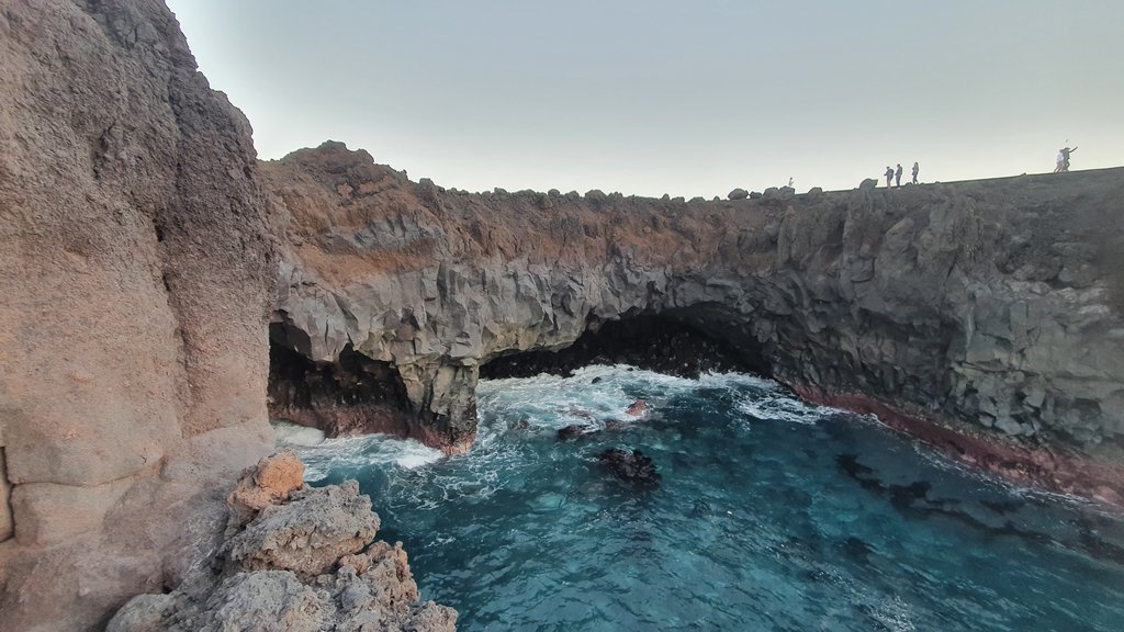 LANZAROTE: la suerte del allegado en tiempos de covid. CLICOS-HERVIDEROS Y YAIZA - Lanzarote: pisar la Luna sin dejar La Tierra (8)