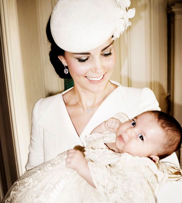   Foto på Kate Middleton  & hennes Dotter  Charlotte