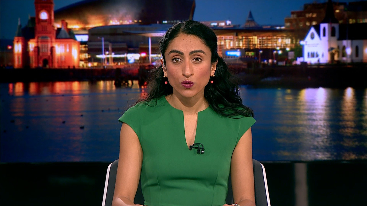 12.12 - 18.20.00 - ITV News Cymru Wales. A round-up of all the latest....ts_snapshot_06.14.390