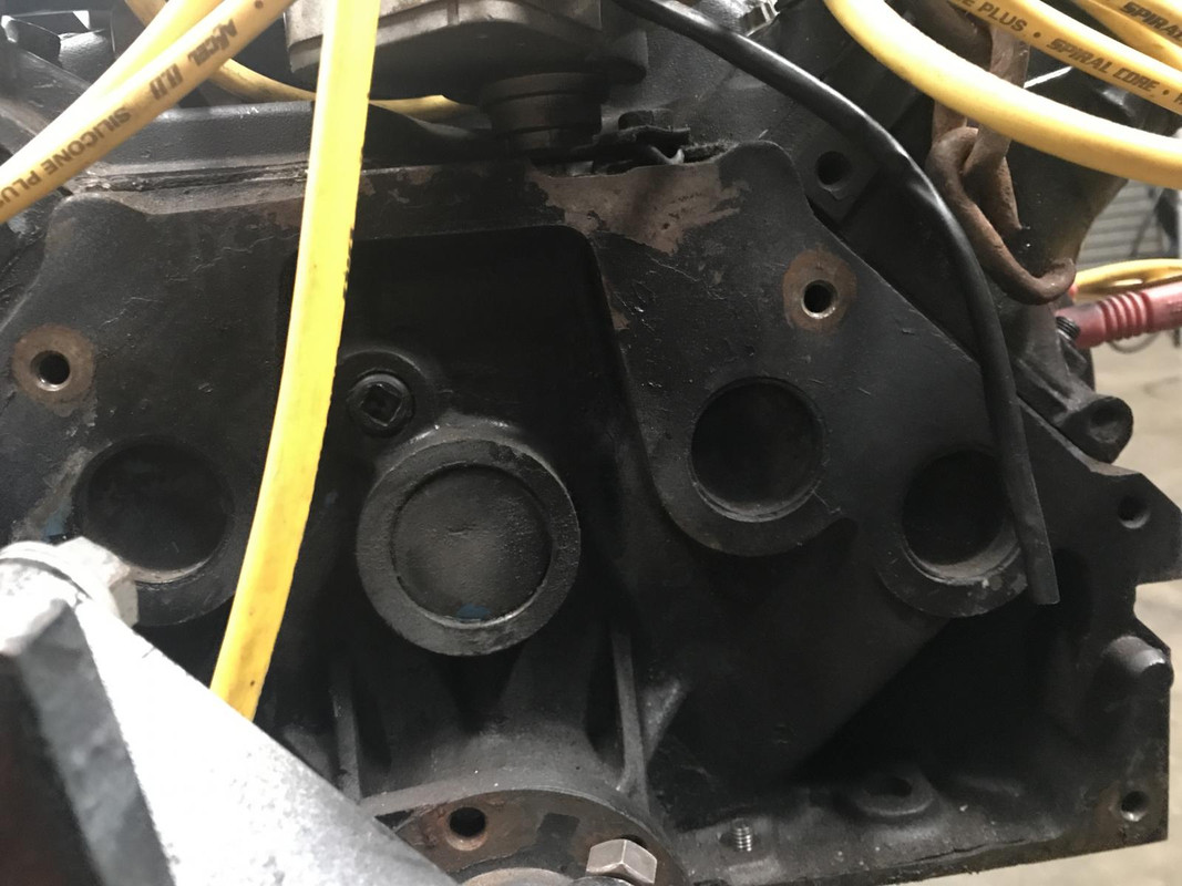 308 Block Pattern - Engine - GMH-Torana