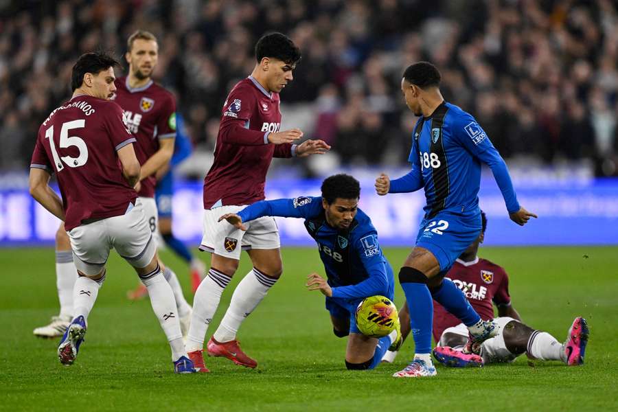 Fulham vs West Ham, 02h30 ngày 05/03