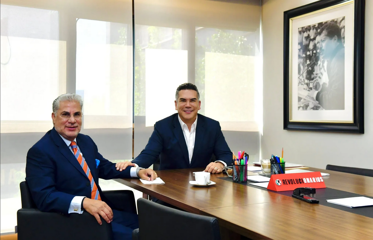 Tras renunciar a Morena, Alejandro Rojas sostiene encuentro con 'Alito' Moreno
