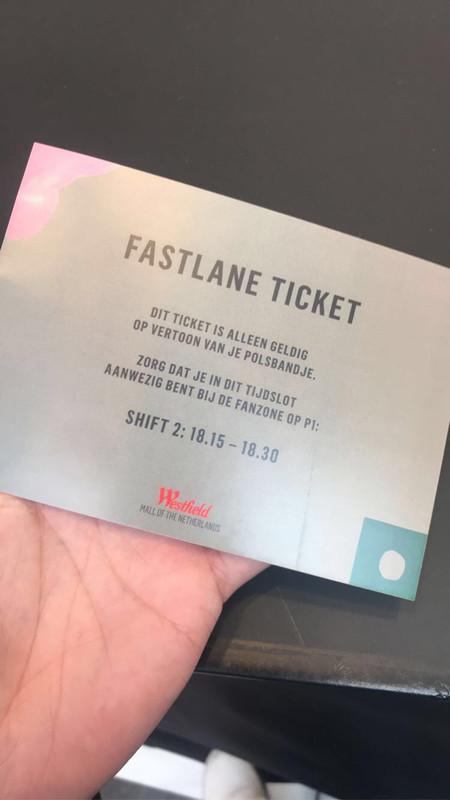 B25D74FE-FD09-4D37-8BE2-FBC17A1CD08F