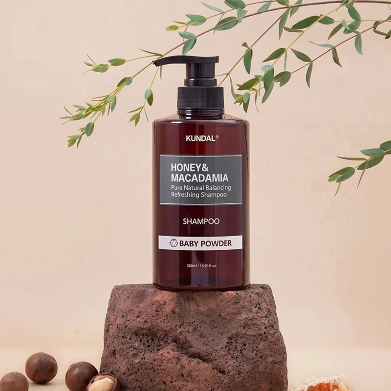 Shampoo nutritivo que limpia suavemente y deja el cabello hidratado, suave y perfumado.