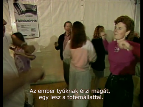 A tyúk ünnepe (Das Fest des Huhnes) (1992) WEB-DL x264 HUNSUB MKV Dfdh4
