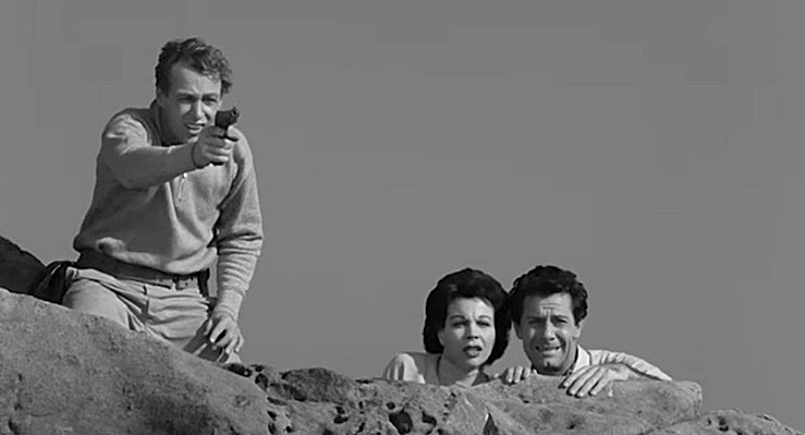GILLIGANS-ISLAND-ATTACK-CRAB-MONSTERS-7-A-FOTOR.jpg