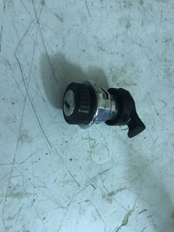 4E0B9E53-8616-47E8-AED5-DBE9C4084FB3