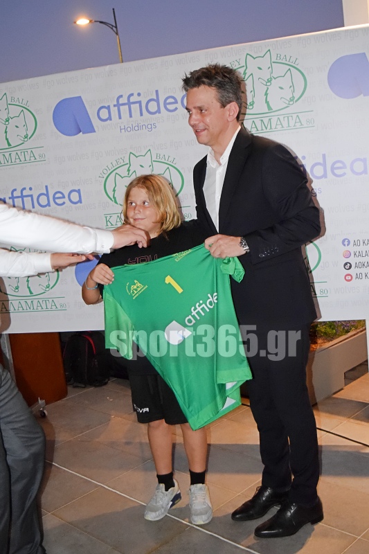 , &Kappa;&alpha;&lambda;&alpha;&mu;ά&tau;&alpha; 80 – Affidea: &Sigma;&upsilon;&nu;&epsilon;&rho;&gamma;&alpha;&sigma;ί&alpha; &omicron;&rho;ό&sigma;&eta;&mu;&omicron; &kappa;&alpha;&iota; &nu;έ&omicron; &kappa;&epsilon;&phi;ά&lambda;&alpha;&iota;&omicron; &gamma;&iota;&alpha; &tau;&omicron;&upsilon;&sigmaf; &laquo;&lambda;ύ&kappa;&omicron;&upsilon;&sigmaf;&raquo; (&phi;&omega;&tau;&omicron; & &beta;ί&nu;&tau;&epsilon;&omicron;)