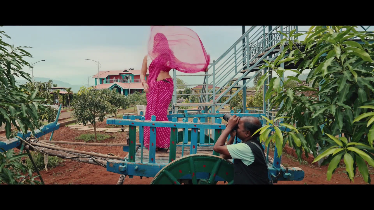 vlcsnap 2025 12 01 23h00m57s307