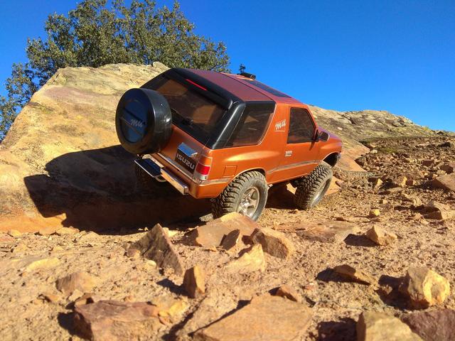 Isuzu Mu TAMIYA CC01 IMG-20190104-112844