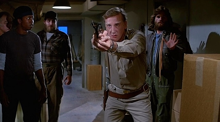 COLUMBO-DONALD-MOFFAT-THE-THING-4-A-FOTOR.jpg