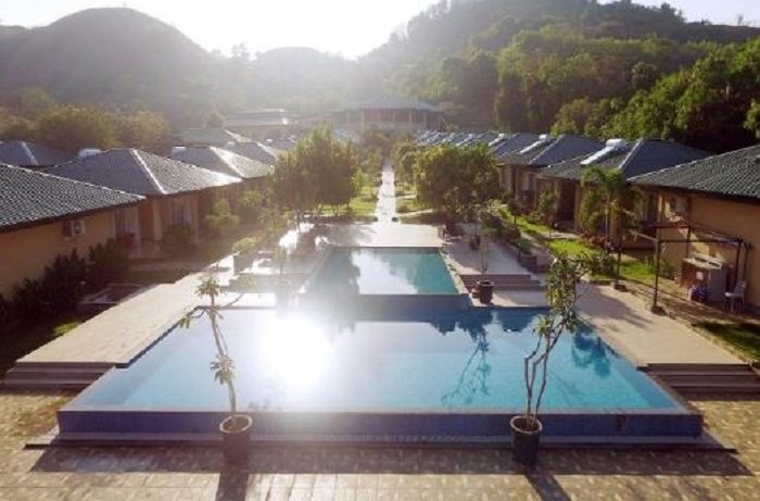 Sylvia Resort Komodo