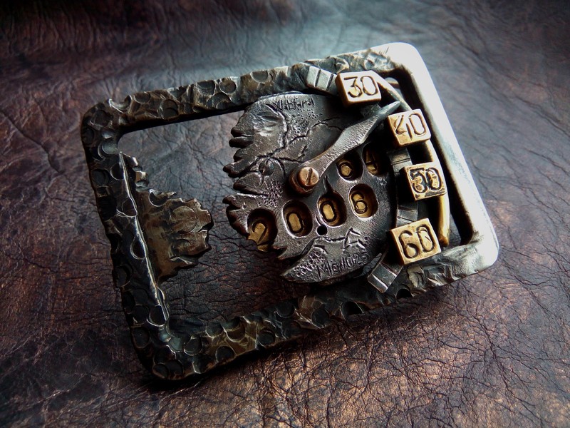 пряжка мото1