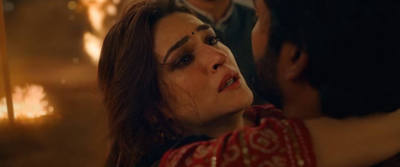 Tere Ishk Mein 2025 WebRip [Hindi + Tamil + Telugu] 480p 720p 1080p ESub Screenshot