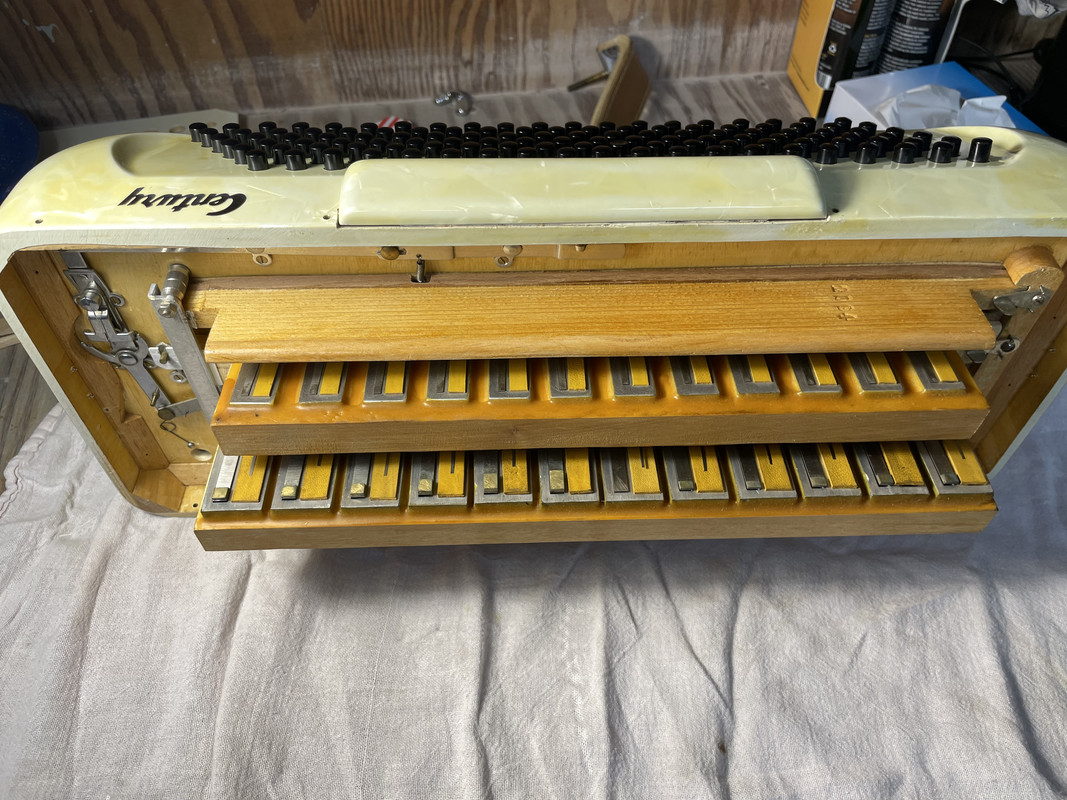 89CAEAA2-2345-4754-9A20-3999D308FB12