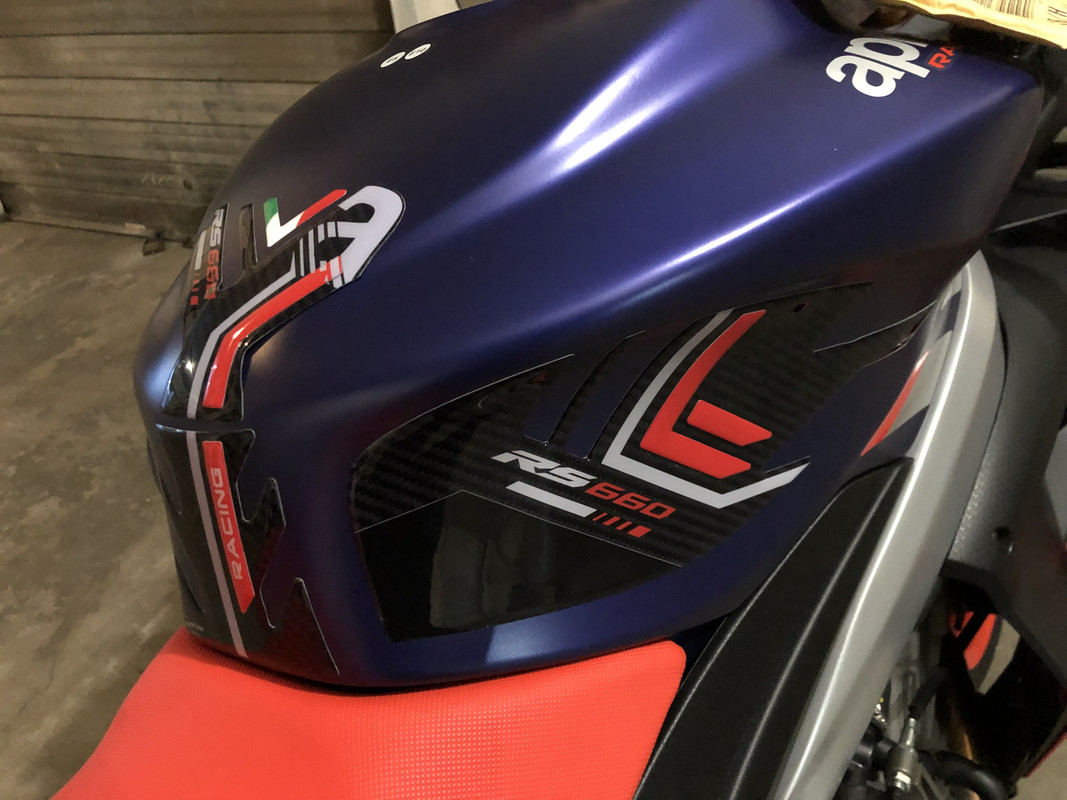 354CDADB-3D10-4445-8951-781E811EF1C2