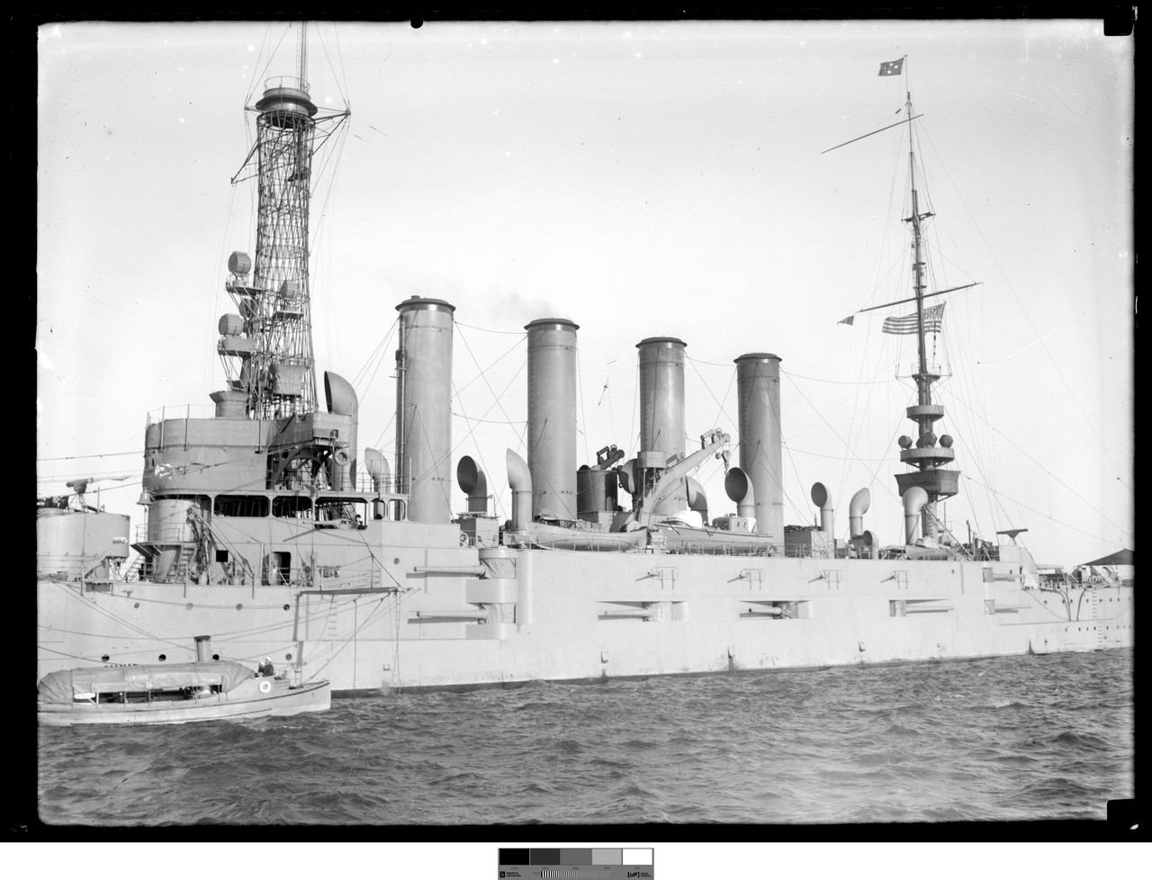 https://i.postimg.cc/SQc7W3L3/USS-Pitsburg.jpg