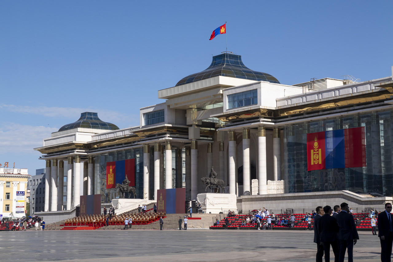 De Moscú a Pekín: Mongolia - Blogs de Mongolia - Día 2: Ulan Bator. Pre Naadam (1)
