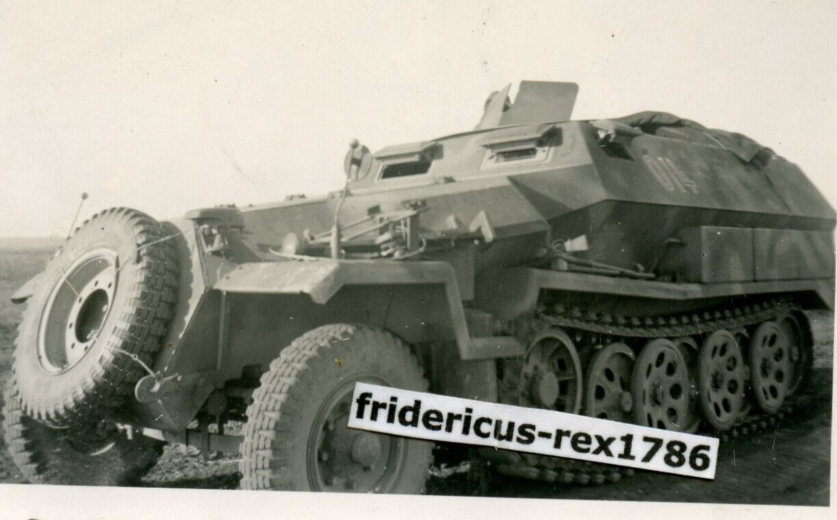 Foto 1. PzSpKp Spw Schützenpanzerwagen Sd.Kfz. 251 Tarn Nr. 014 Russland 43