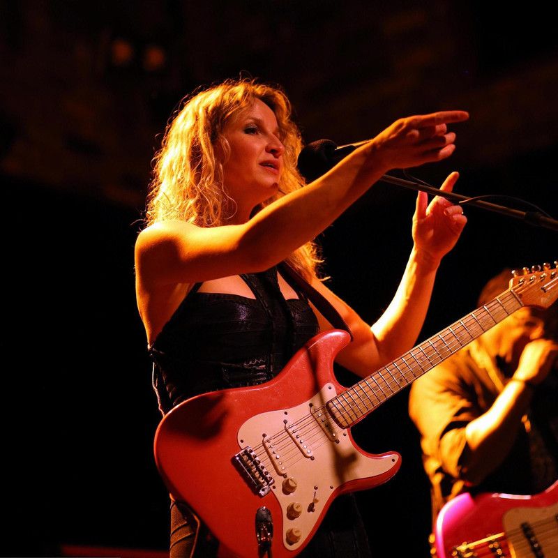 Ana Popovic-Band-Colos Saal-Aschaffenburg2016-front