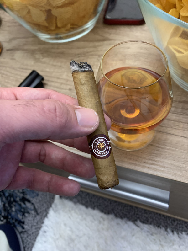 6981F651-066E-454D-B30D-40E4C2B0CA59