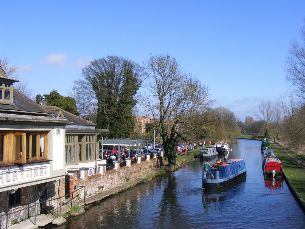 narrowboats-fishery-pub-HD.jpg