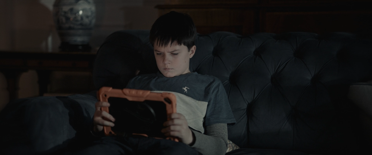 mpv-shot_Bambi.The.Reckoning.2025.1080p.AMZN.WEB-DL.AVC-Нечипорук_00_21_03_0005