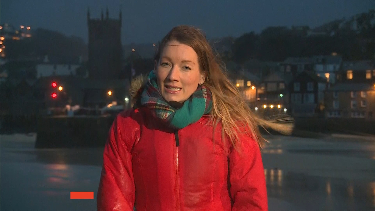 02.19 - 18.00.00 - ITV News West Country. News for Devon, Cornwall, S....ts_snapshot_07.56.109