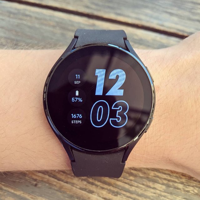 Smartwatch Samsung Galaxy Watch4 BT Preto 44mm – 16GB