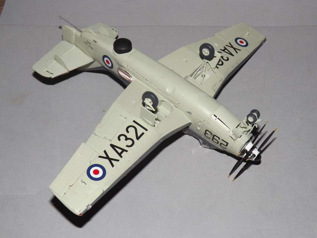 Revell_Gannet-U