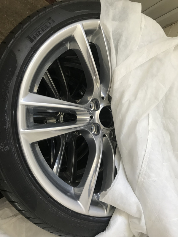 DEC4130C-92A2-4AAA-AAC4-A4395888309E