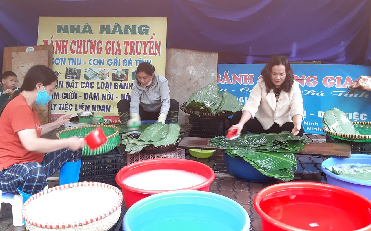 Chuẩn bị nguyên liệu gói bánh chưng ở Niềm Xá, bánh chưng niềm xá bắc ninh