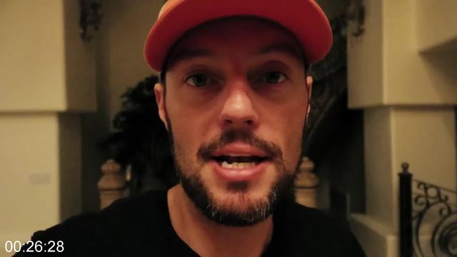 [Image: G-P04-CHRIS-RECORD-VLOGS-FREE.jpg]