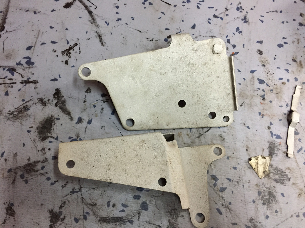 Restauration 4L (775)