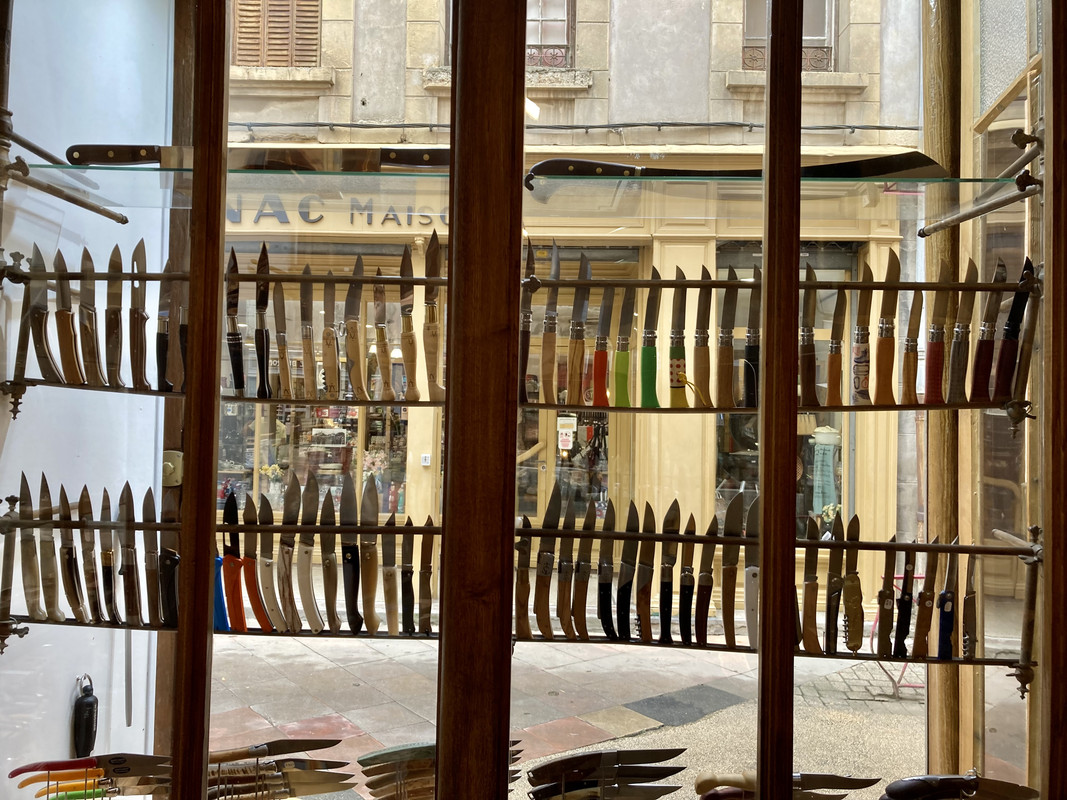 4E4DF23F-BD3B-4D07-935A-AE346443FD52