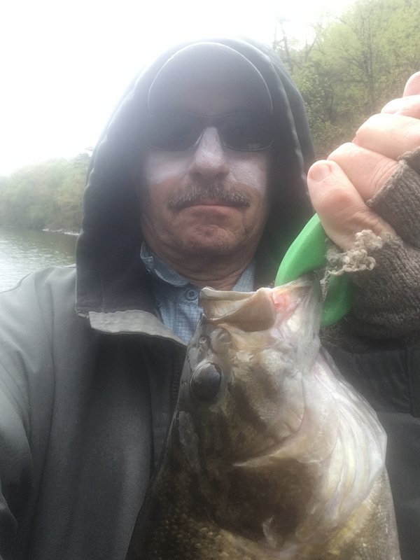 82B6E459-63AE-410F-B62D-094CBBA6EB26