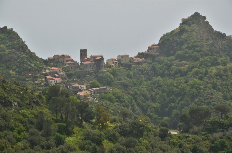 Italia y sus pueblos-2018/2019/2023 - Blogs de Italia - SAVOCA-24-4-2019 (78)