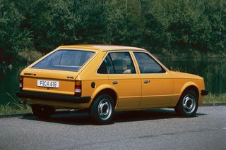 Opel-Kadett-big-Mobile-a437ae1d-325281.jpg
