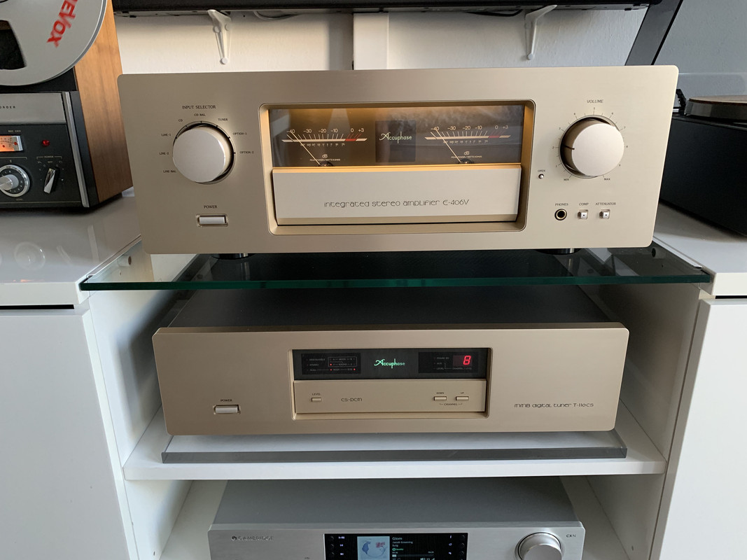 BDCA6424-5611-4BF0-AF81-BD95E3F5C99E