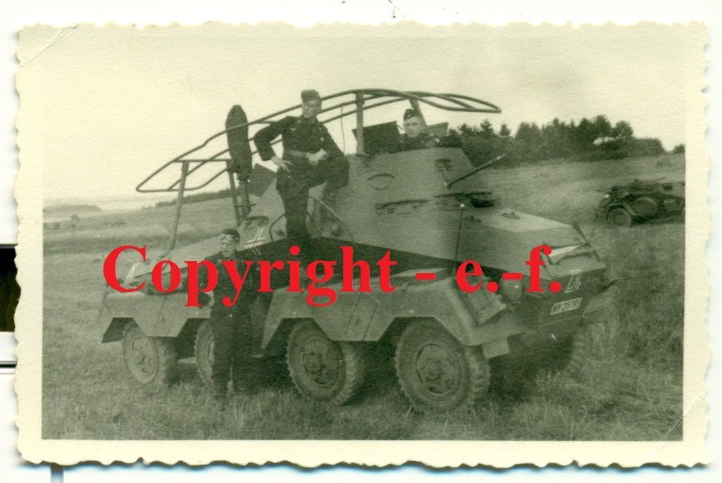 FOTO - PANZER-SPÄHWAGEN - SdKfz 263 - Teleskop-A